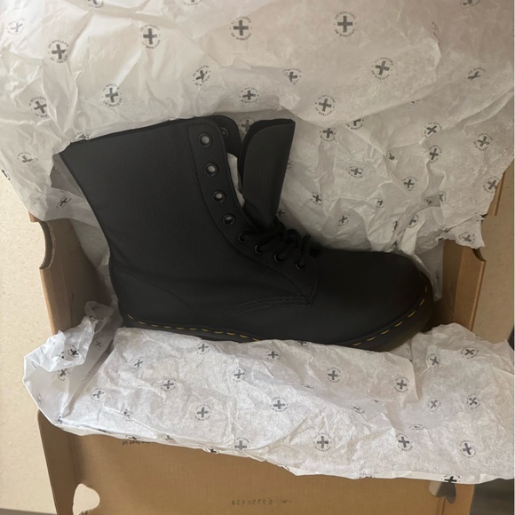 Dr Martens 1460 Pascal Virginia Leather Lace Up Boots Women’s Size 9 - Picture 6 of 6